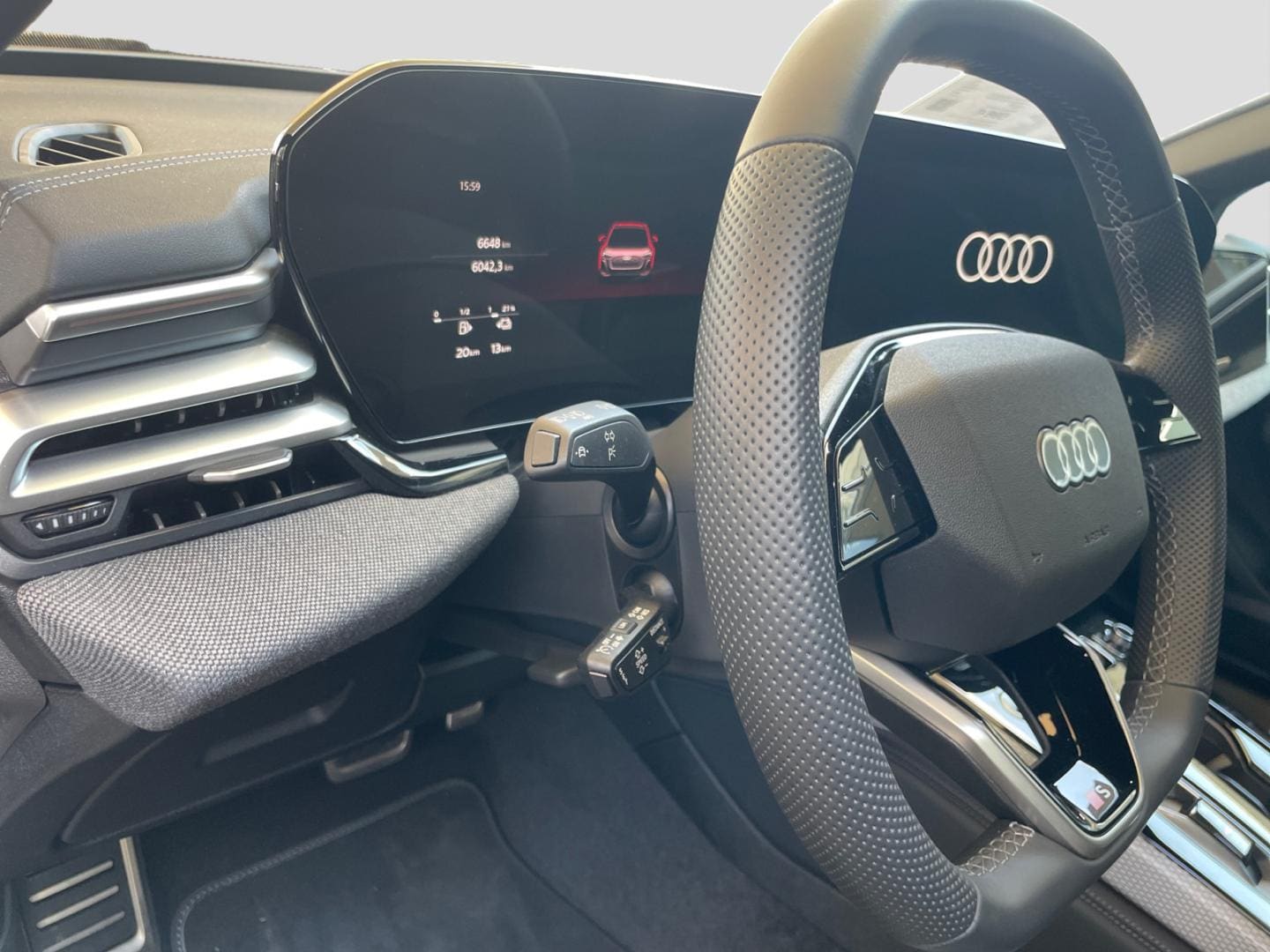 Bild über Audi A5 Avant e-hybrid e-hybrid quattro 220 kW S tronic - für weitere Informationen kontaktieren Sie den Audi Partner