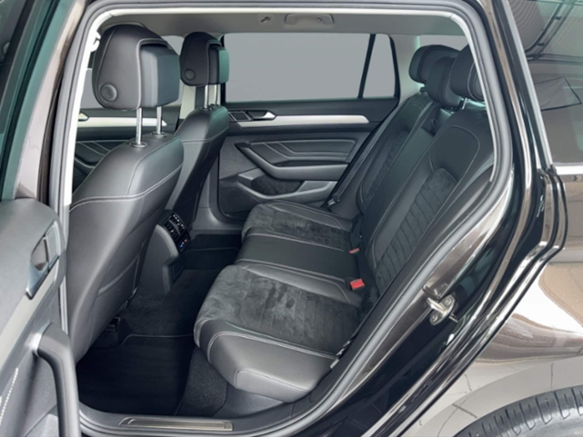 Volkswagen Passat Variant Elegance