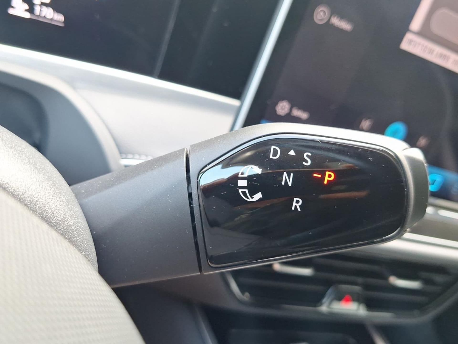 Volkswagen Passat Elegance