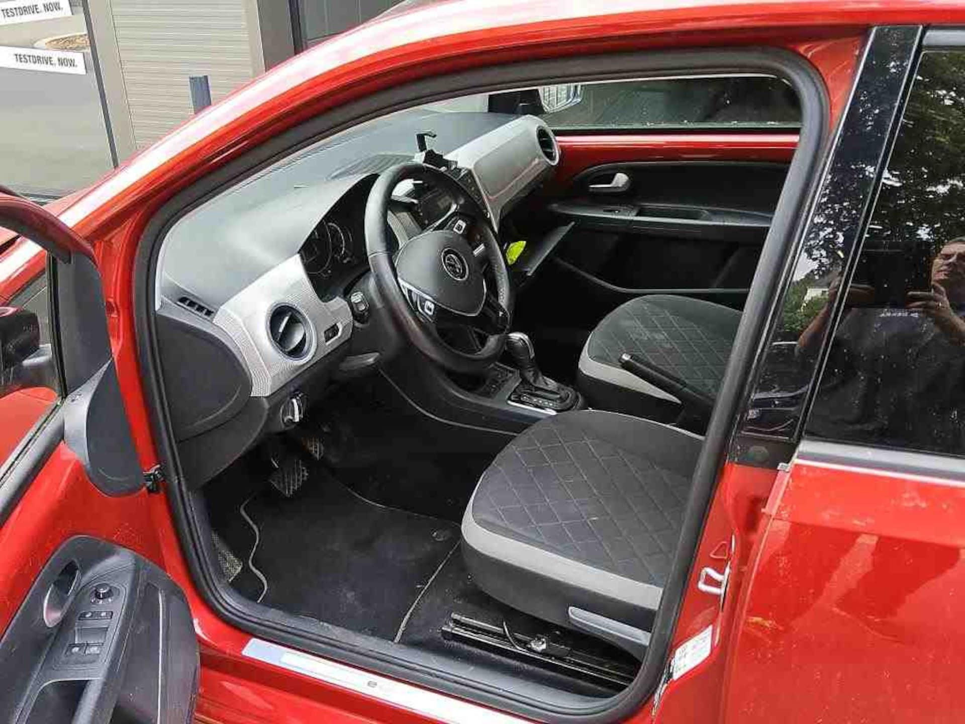 Volkswagen e-up! Style "Plus"