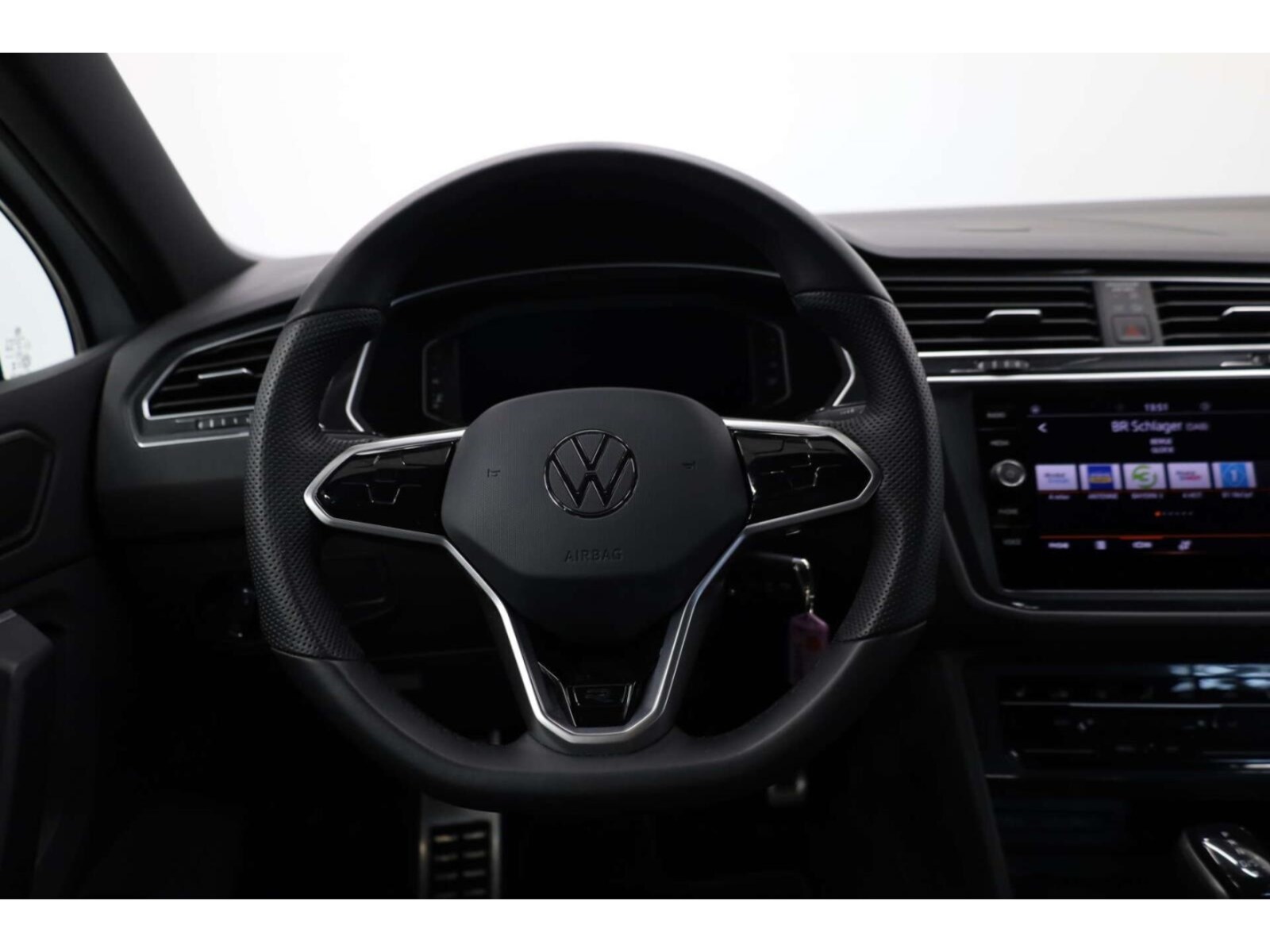 Volkswagen Tiguan – Bild 8