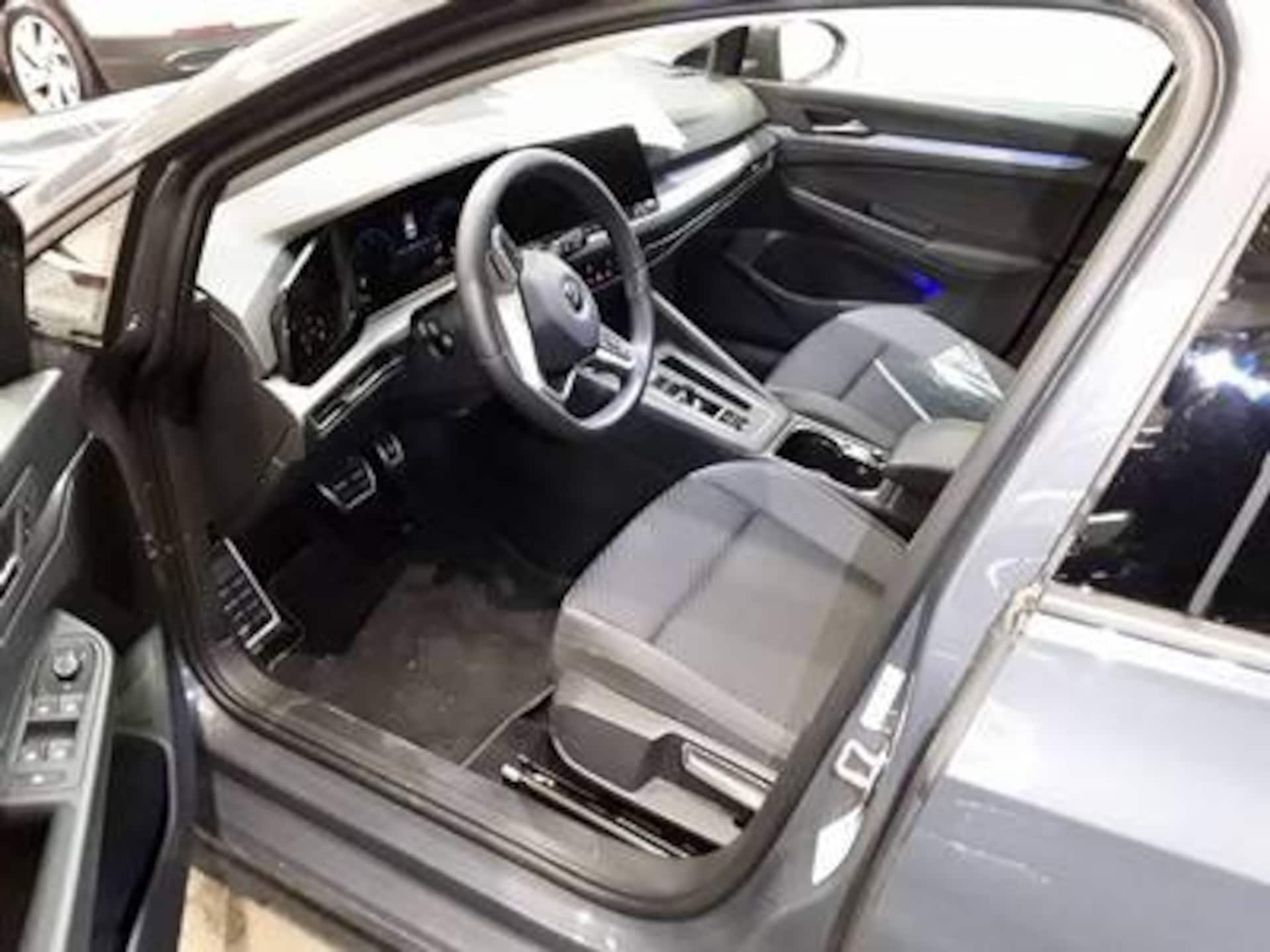 Volkswagen Golf Active