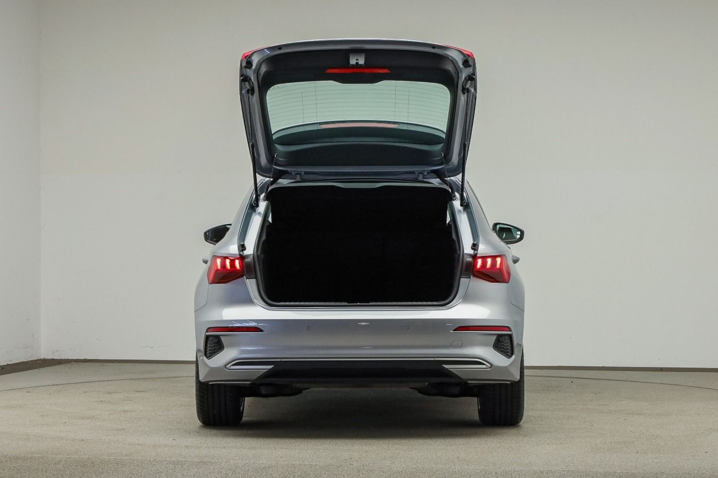 Bild über Audi A3 Sportback advanced 35 TDI S tronic - für weitere Informationen kontaktieren Sie den Audi Partner