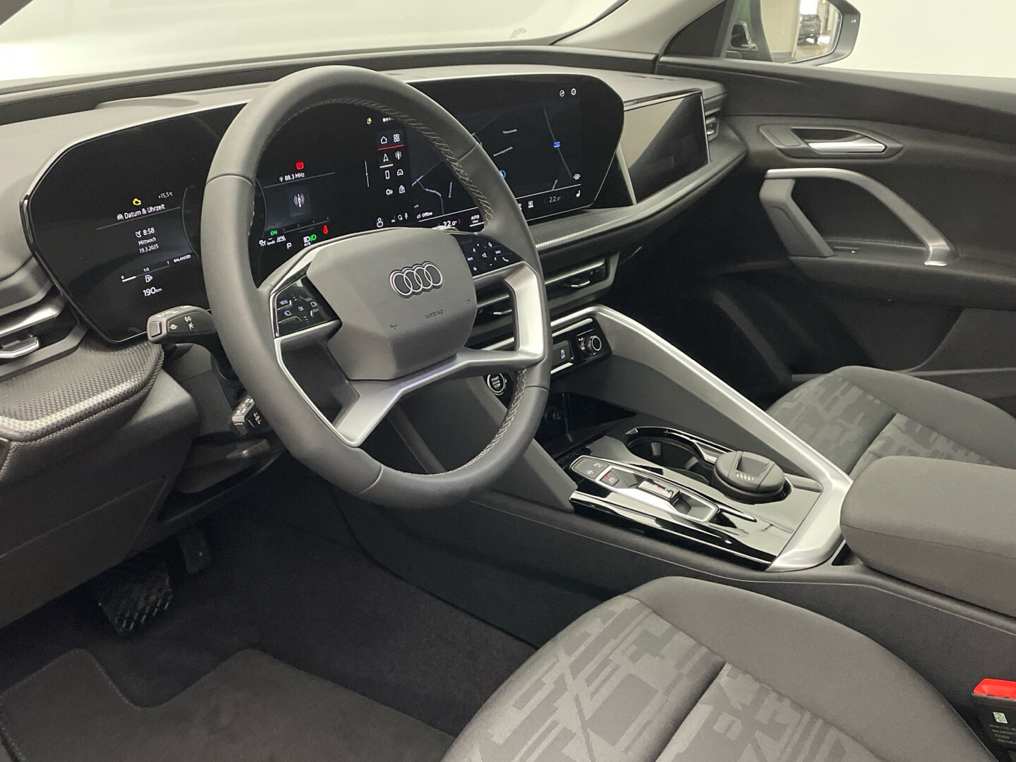 Image about Audi Q5 SUV TDI quattro 150 kW S tronic