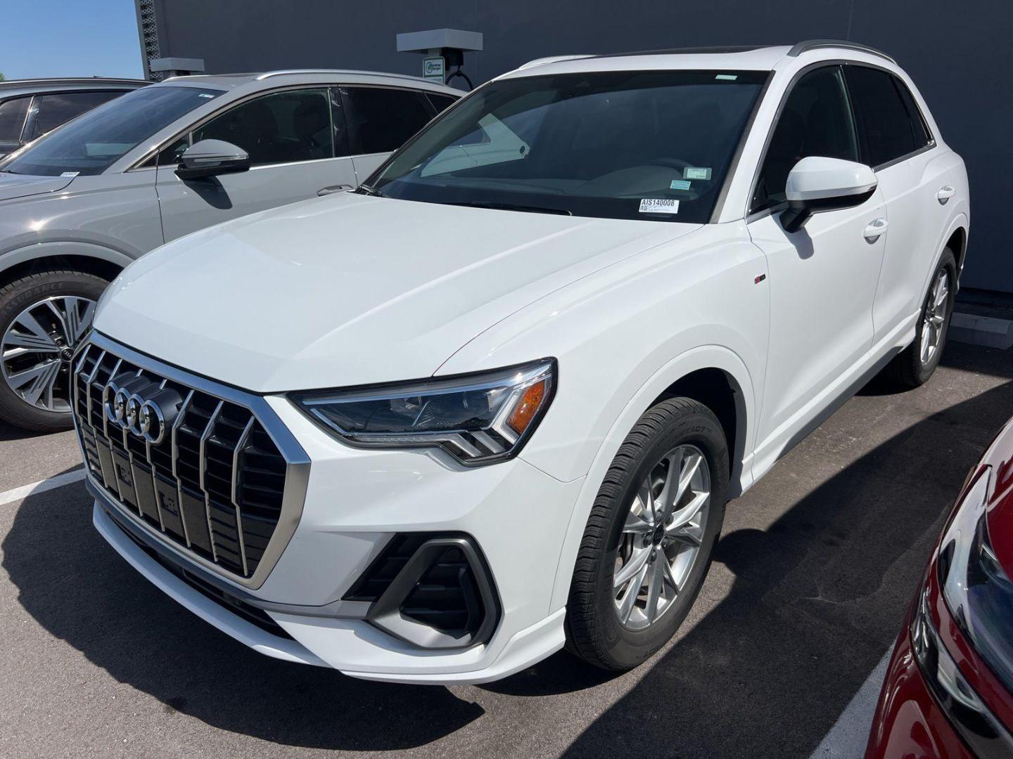 2024 Audi Q3 45 TFSI S Line Premium quattro's photo