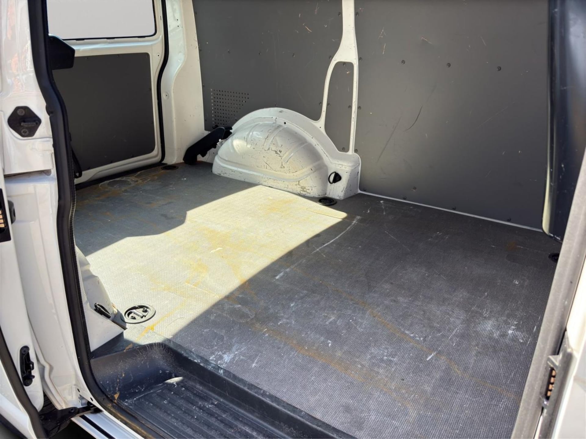 Volkswagen T6.1 Transporter Kasten kurzer Radstand