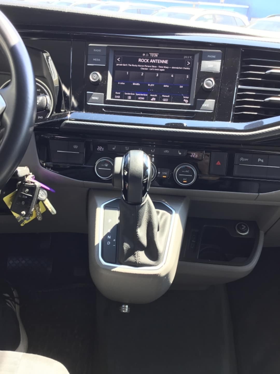 Volkswagen T6.1 California Ocean