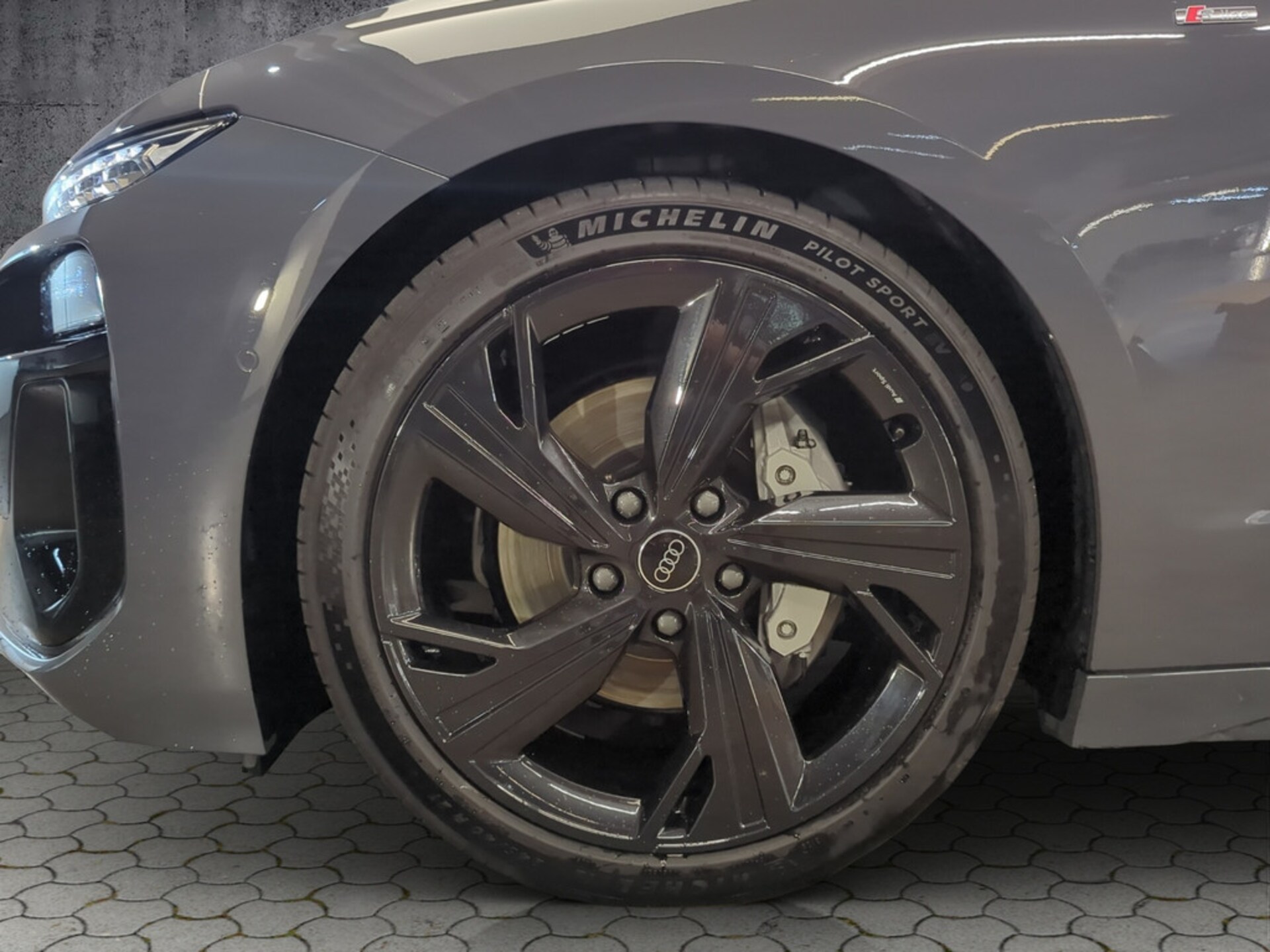 Audi A6 Avant e-tron