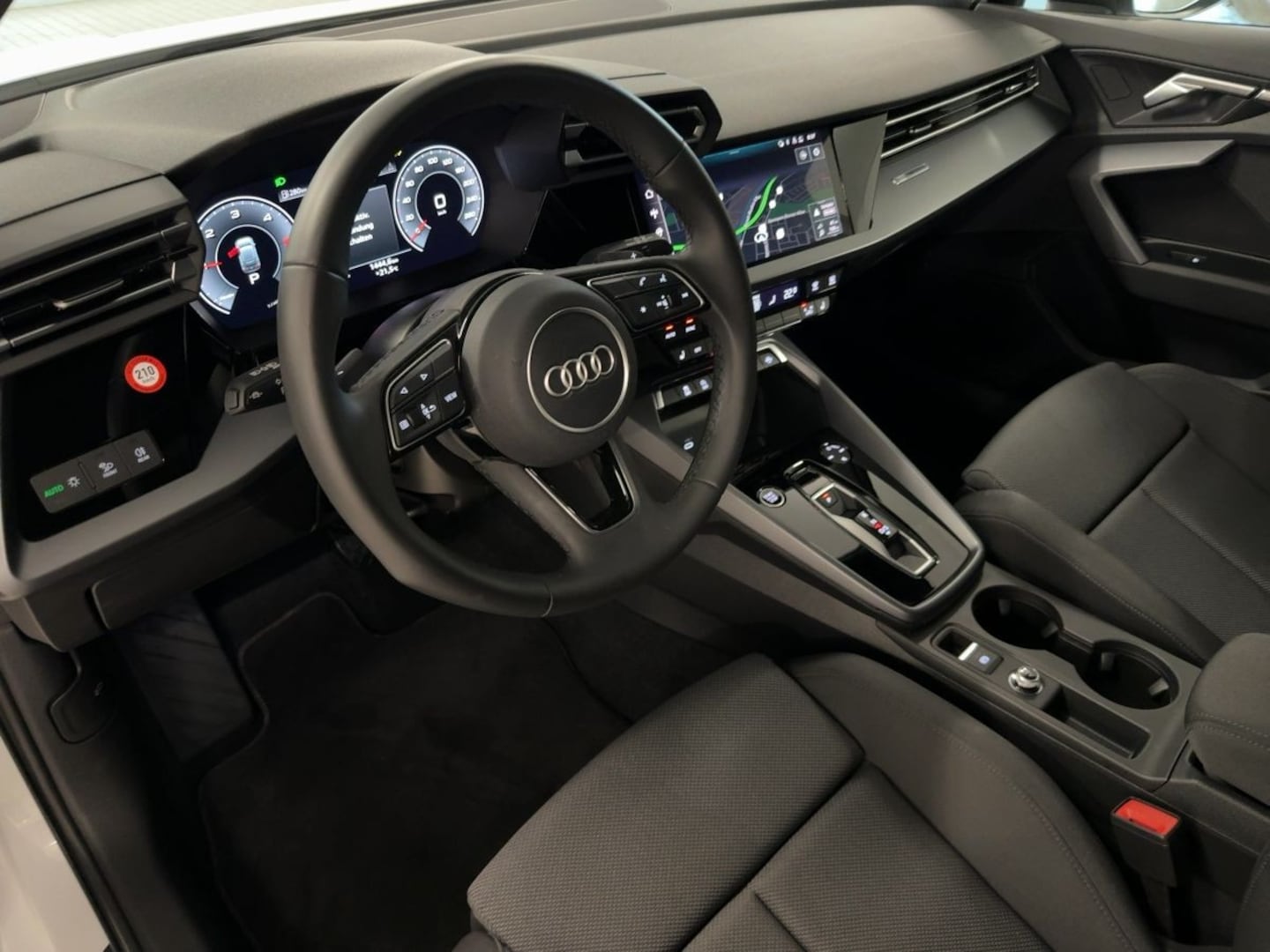 Bild über Audi A3 Sportback TDI S tronic - für weitere Informationen kontaktieren Sie den Audi Partner