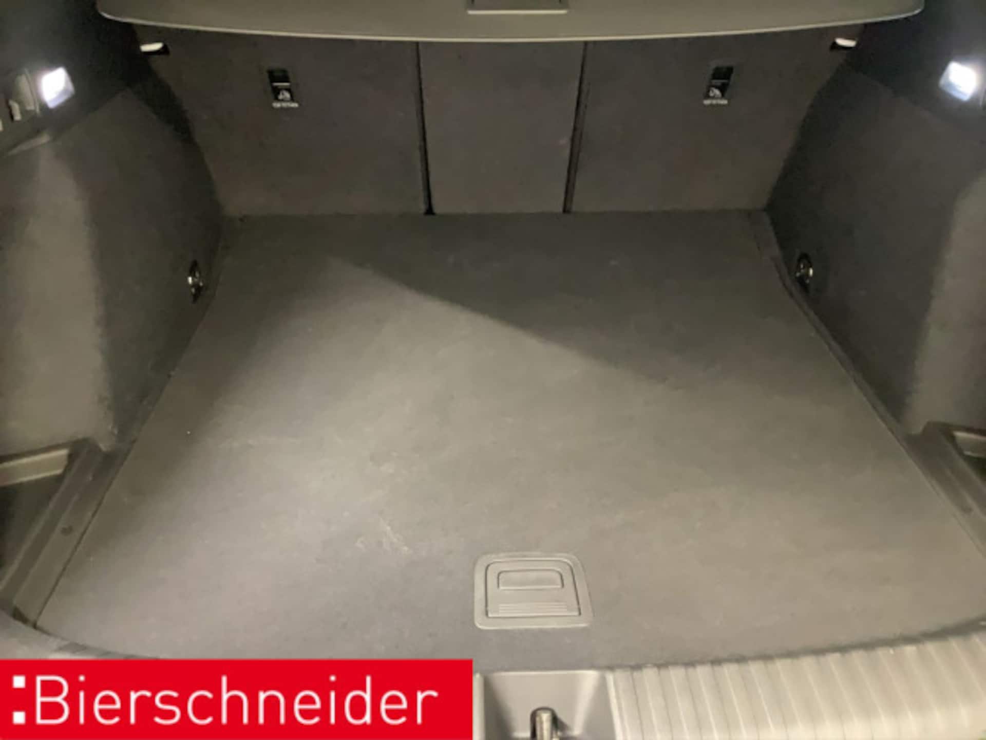 Audi Q6 SUV e-tron