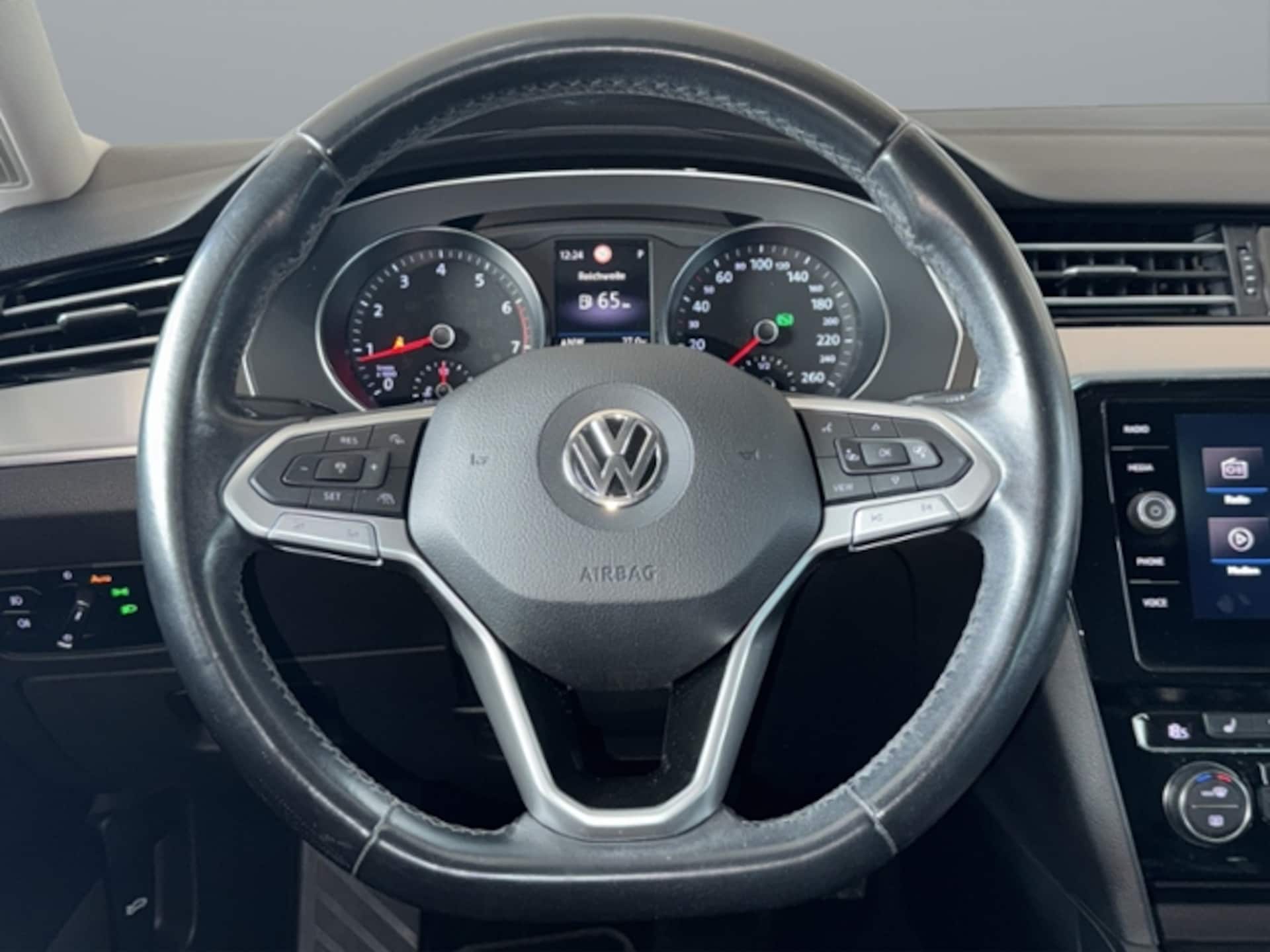 Volkswagen Passat Variant Elegance