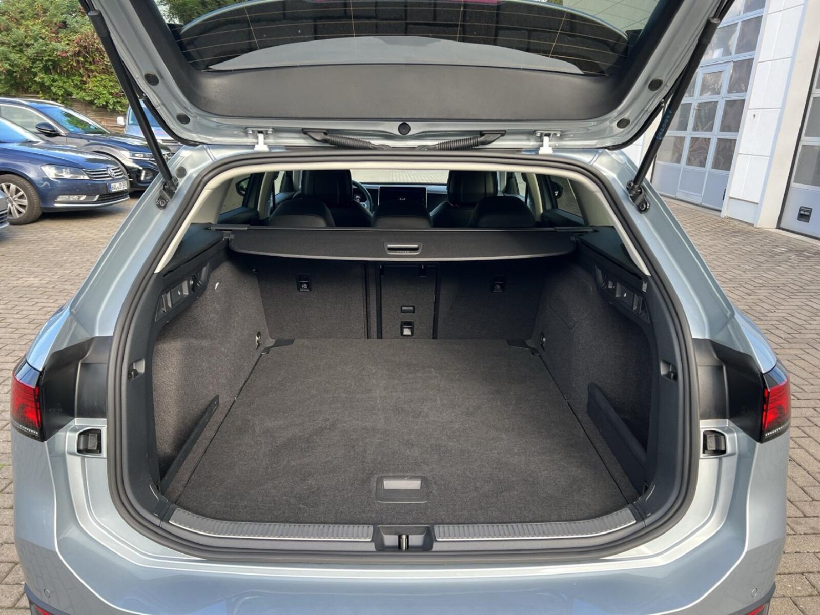 Volkswagen Passat – Bild 8