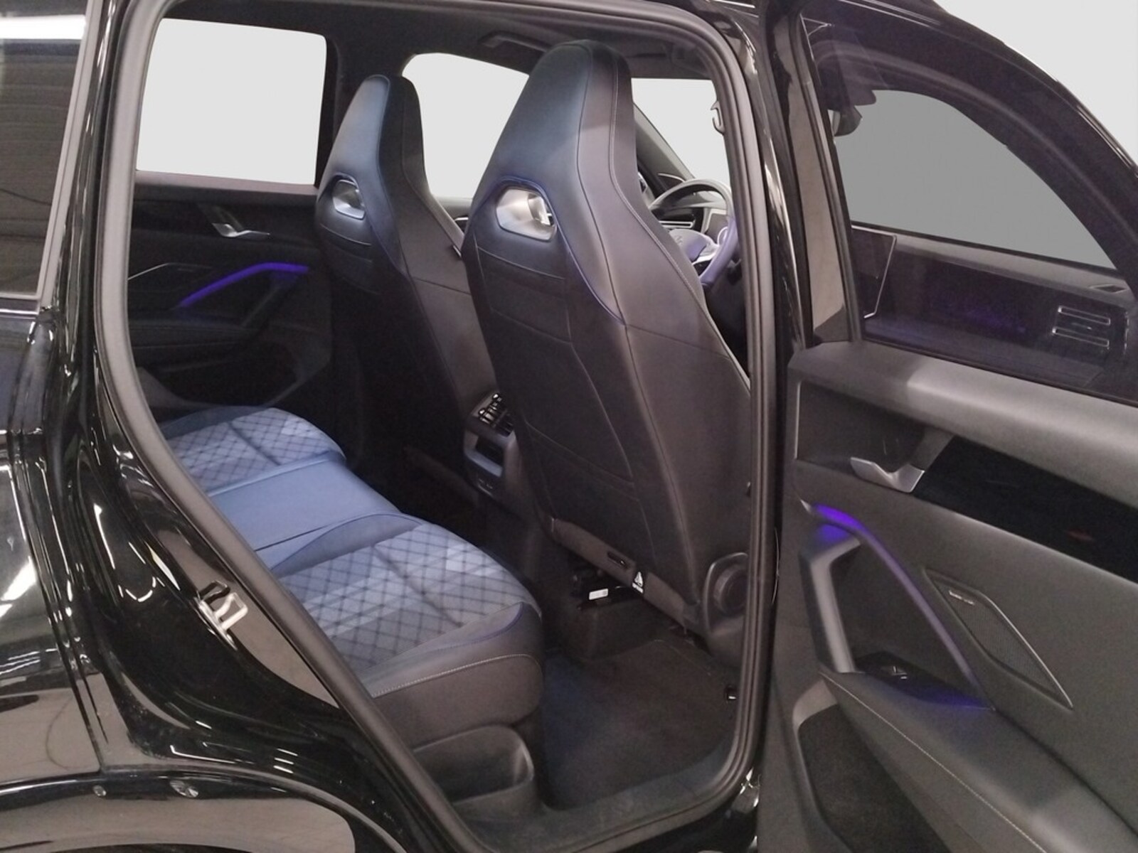 Volkswagen Tiguan – Bild 10