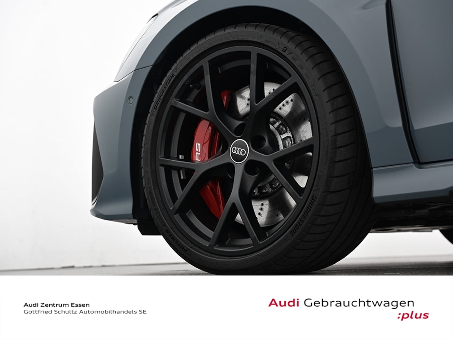 Bild über Audi RS 3 Sportback TFSI quattro S tronic - für weitere Informationen kontaktieren Sie den Audi Partner
