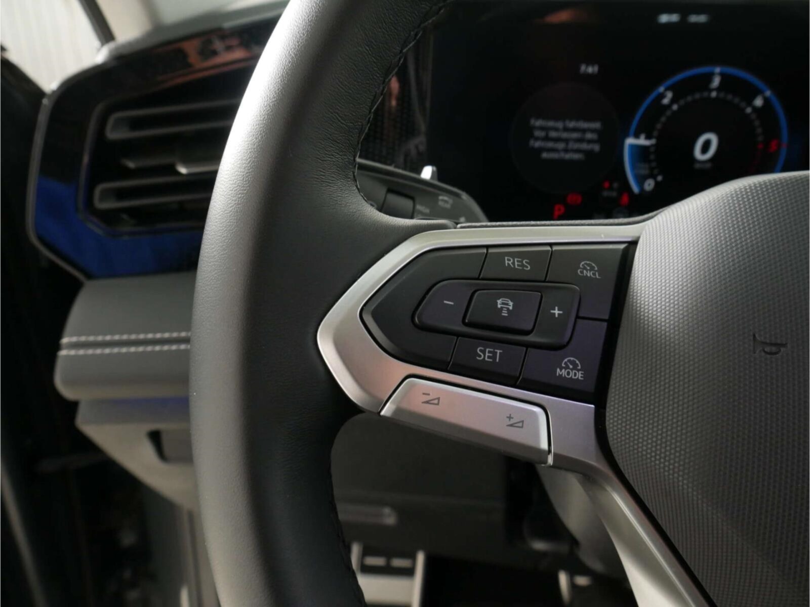 Volkswagen Tiguan – Bild 10