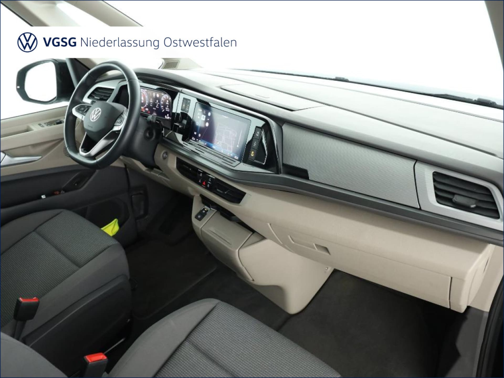 Volkswagen Multivan Langversion Basis-Modell