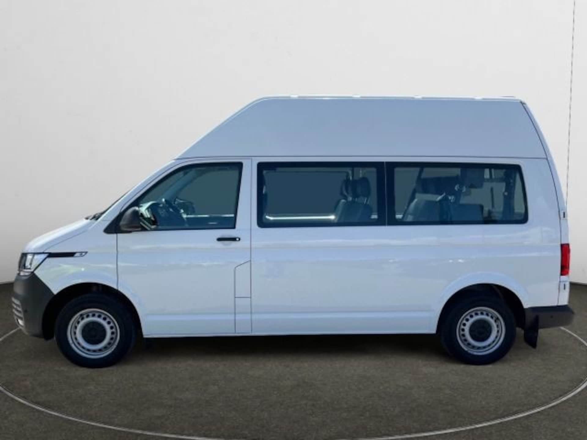 Volkswagen T6.1 Transporter Kombi langer Radstand