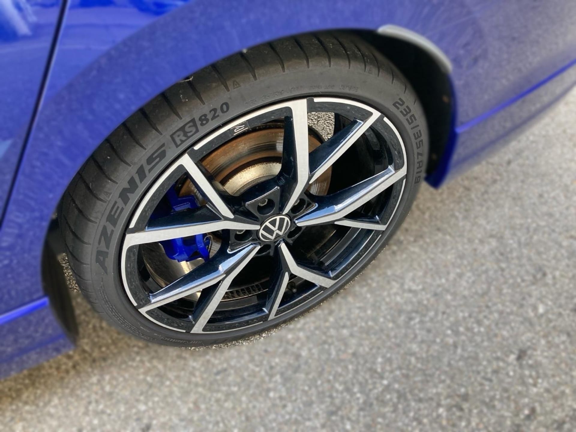 Volkswagen Golf Variant R