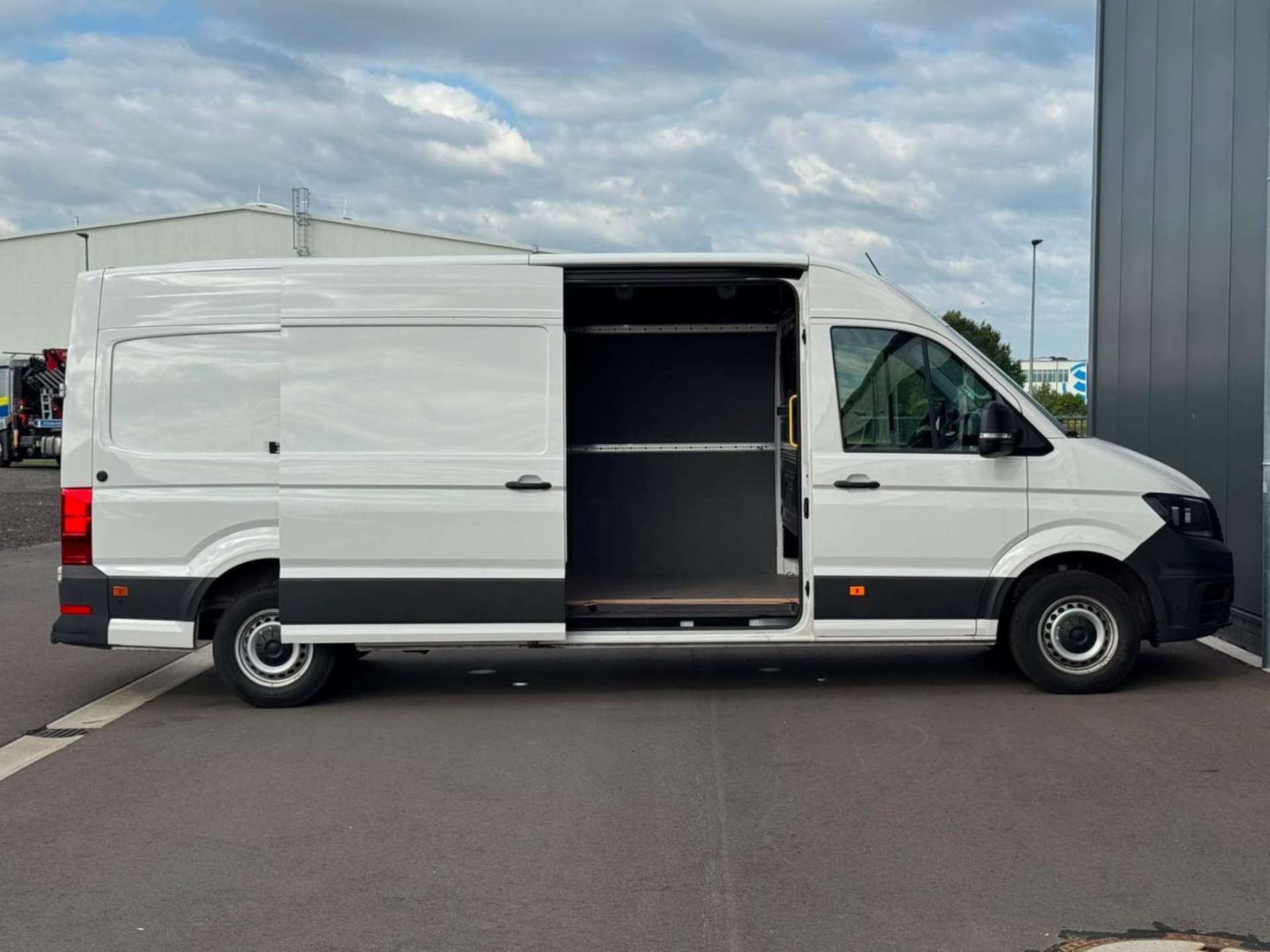 Volkswagen Crafter Kasten langer Radstand