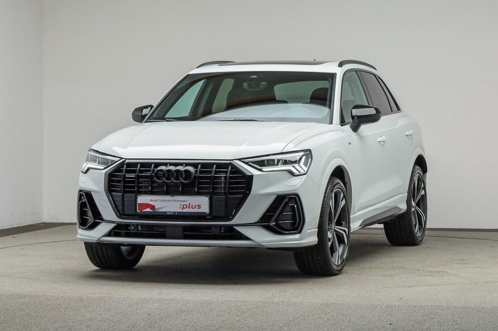 Audi Q3 SUV S line