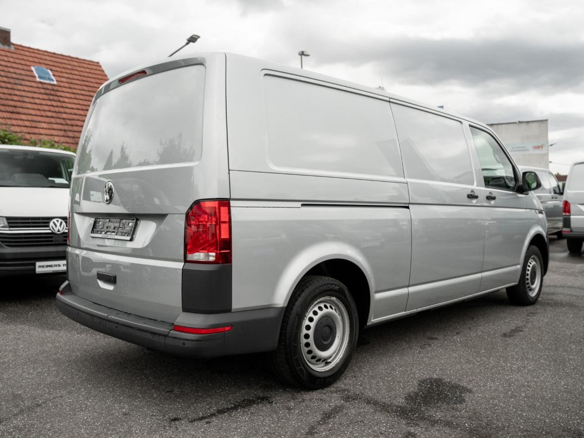 Volkswagen T6.1 Transporter Kasten langer Radstand