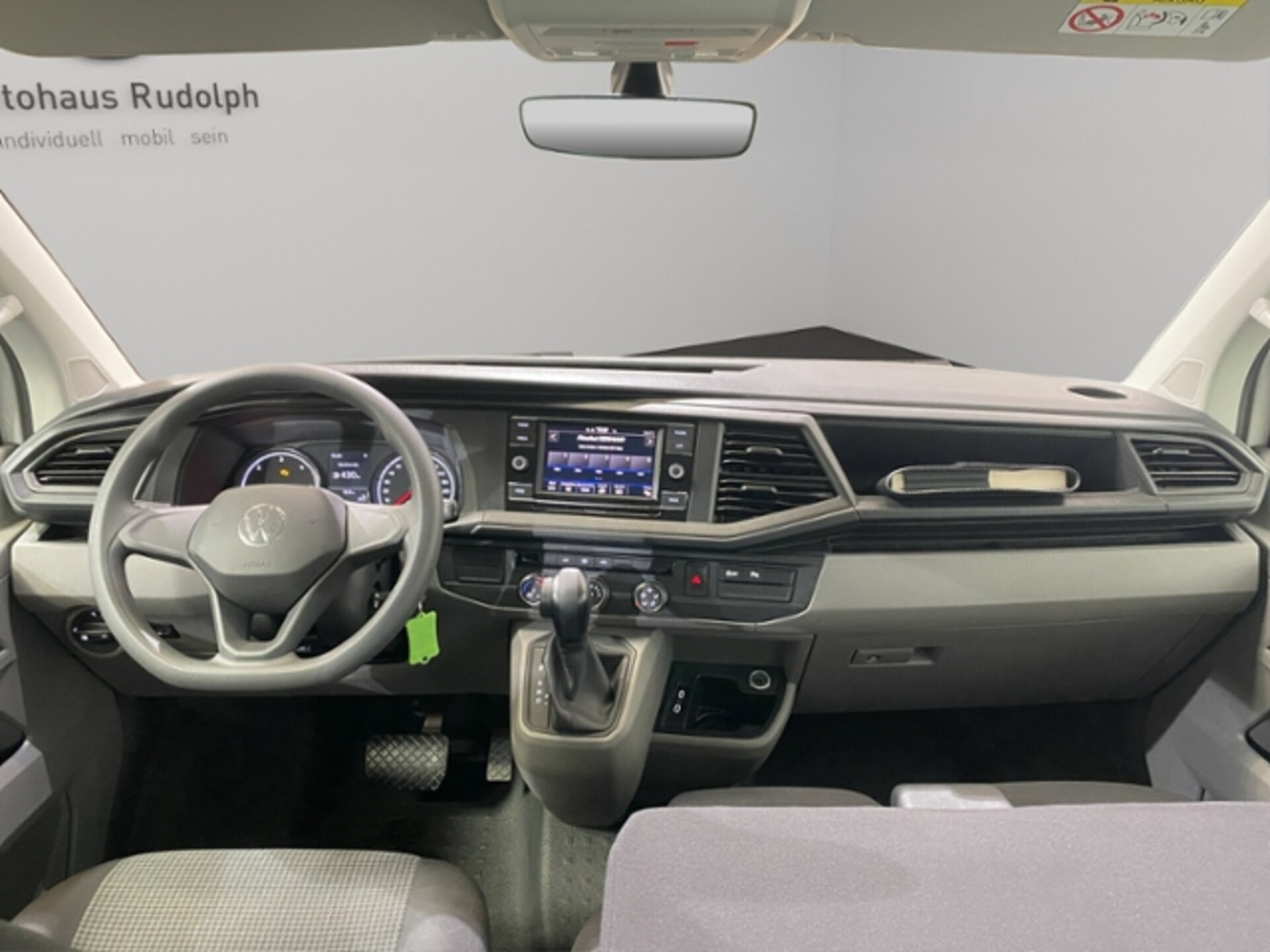 Volkswagen T6.1 Transporter Kombi kurzer Radstand