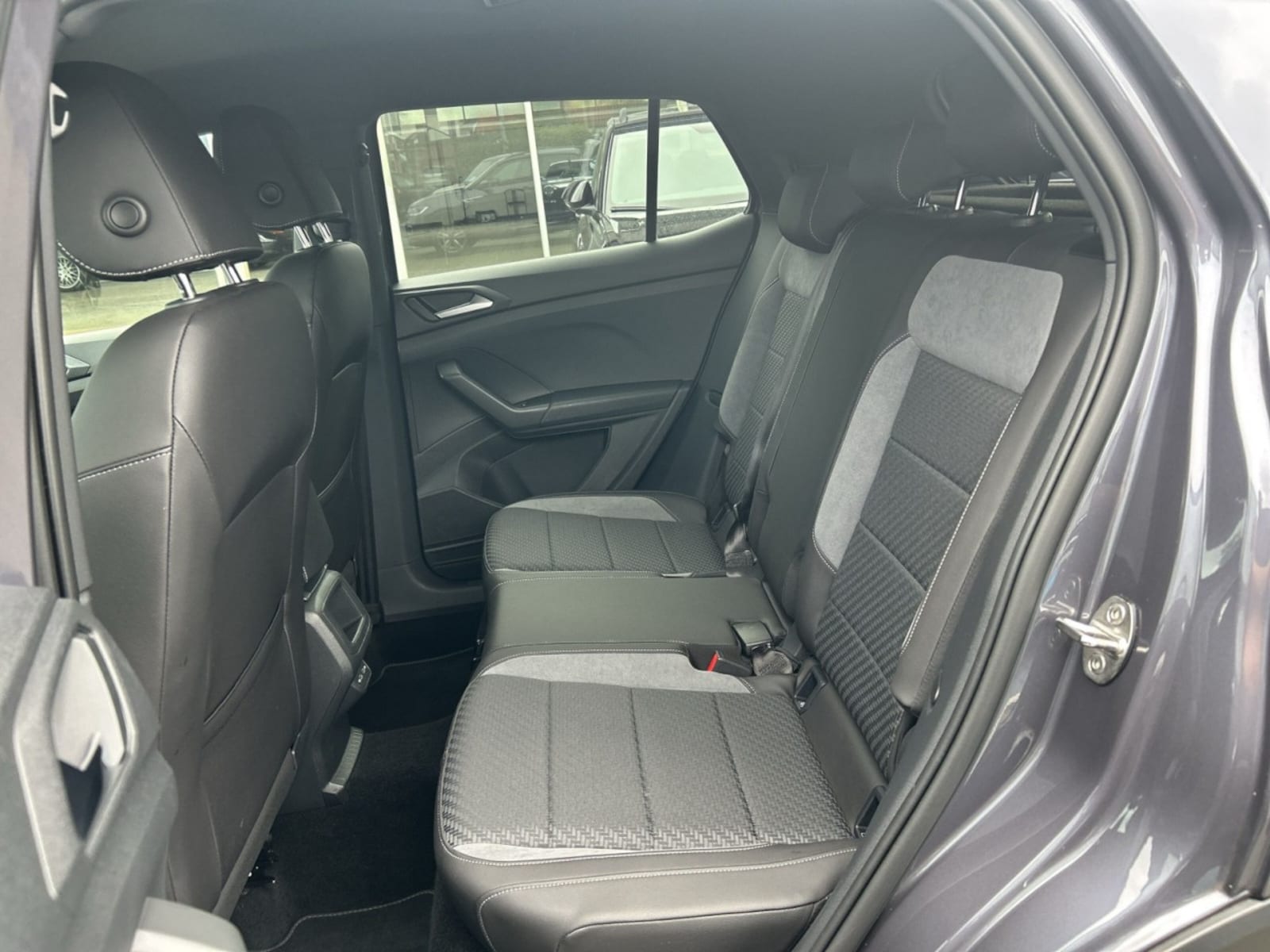 Volkswagen T-Cross – Bild 10