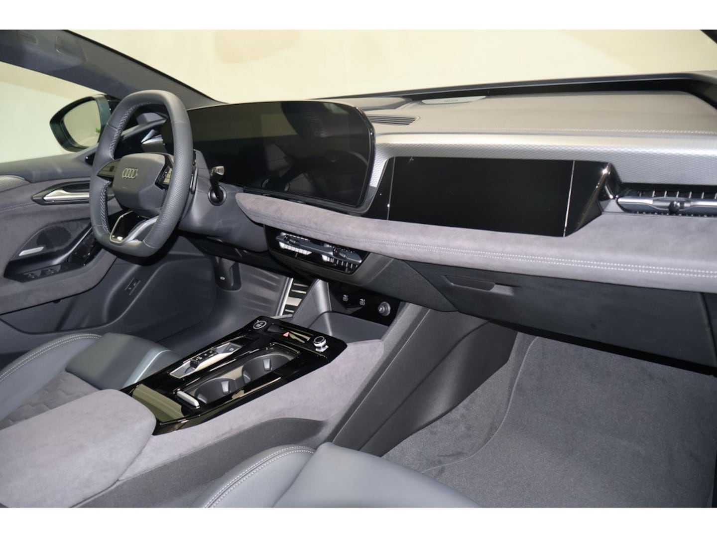 Bild über Audi A6 Avant e-tron e-tron performance 270 kW - für weitere Informationen kontaktieren Sie den Audi Partner