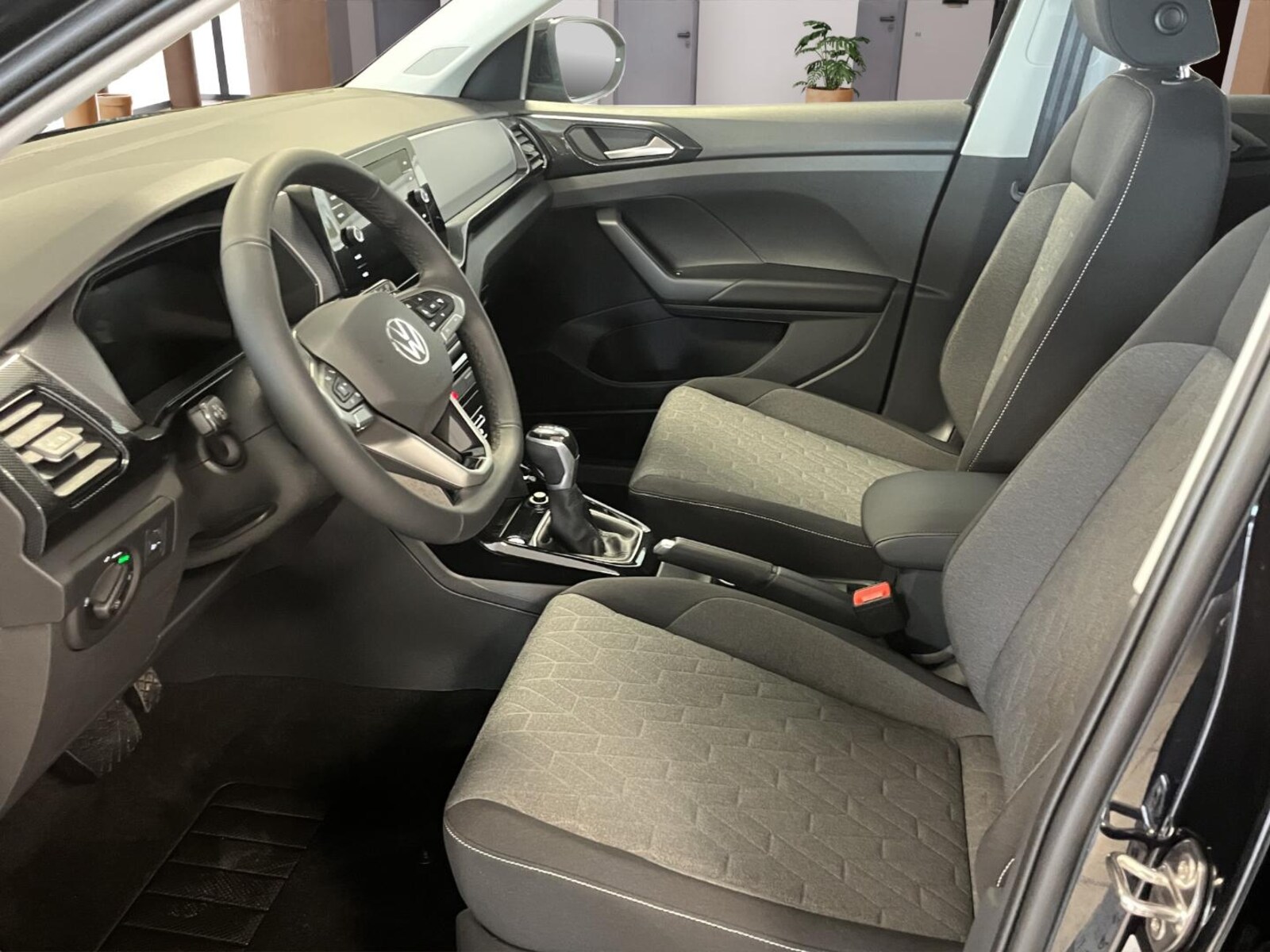 Volkswagen T-Cross – Bild 12