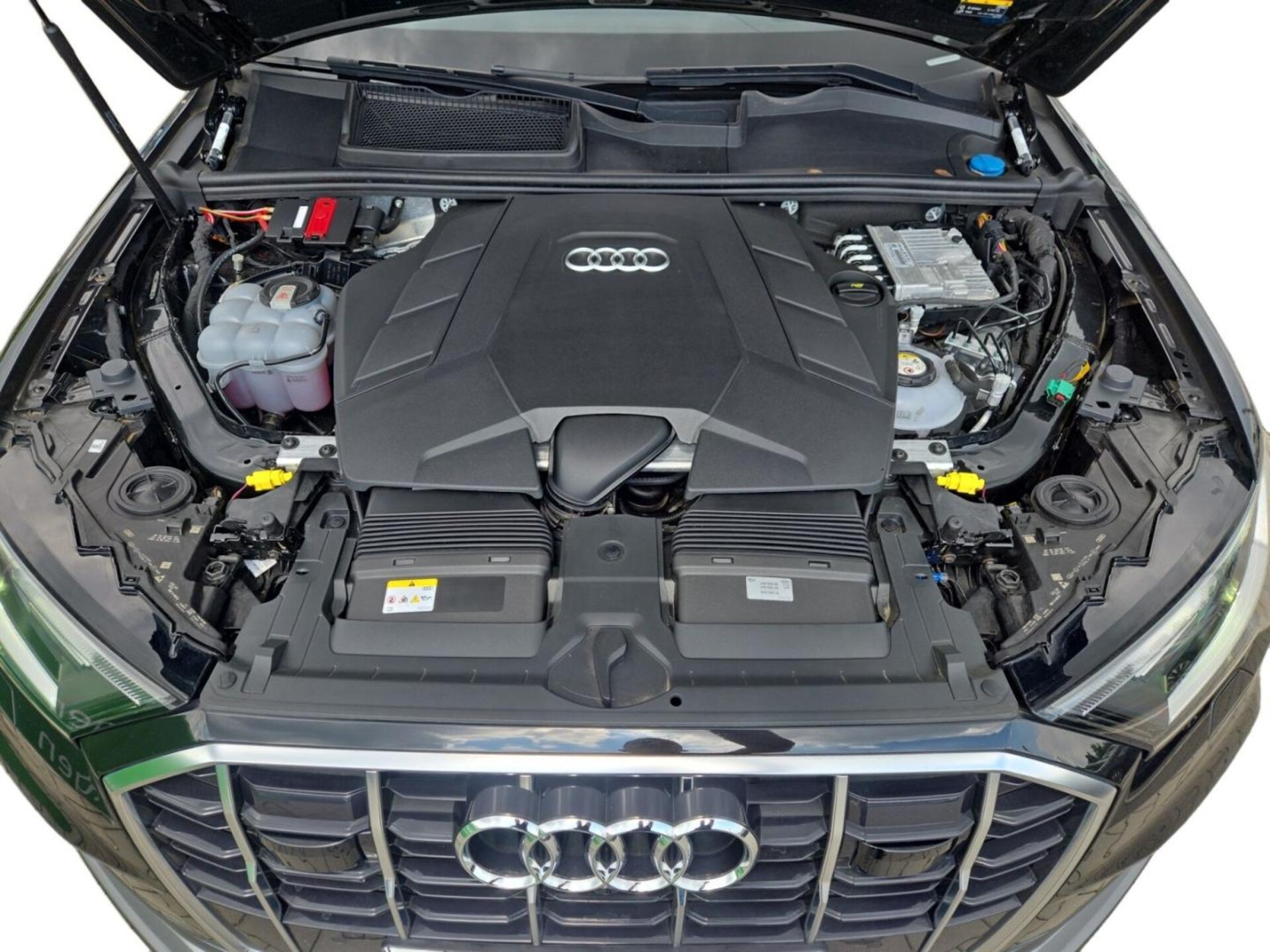 Audi Q7 SUV TFSI e S line