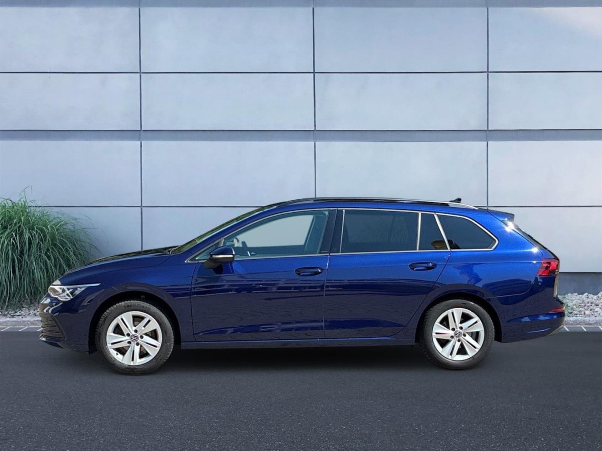 Volkswagen Golf Variant Life