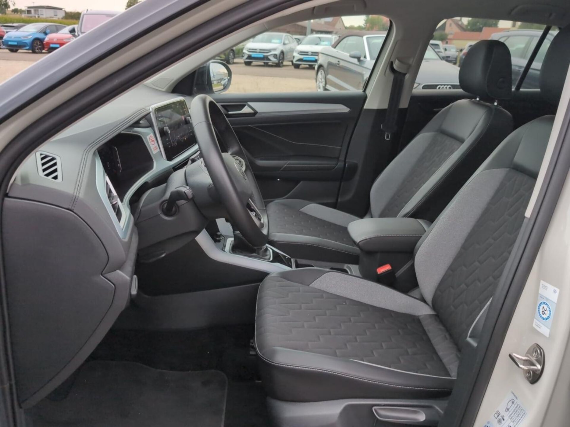 Volkswagen T-Roc Life