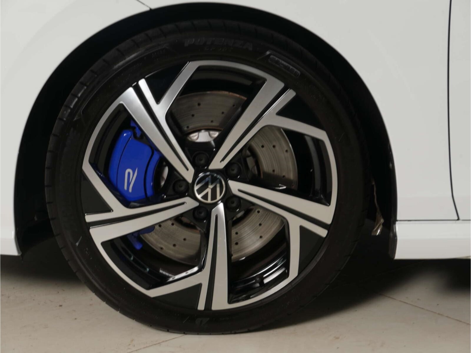Volkswagen Golf – Bild 4