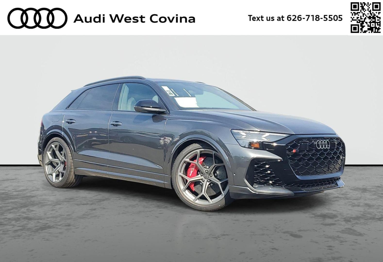 2026 Audi RS Q8 -'s photo