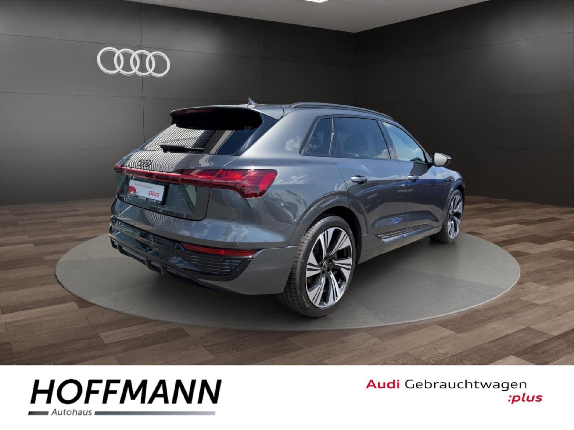 Audi Q8 e-tron S line