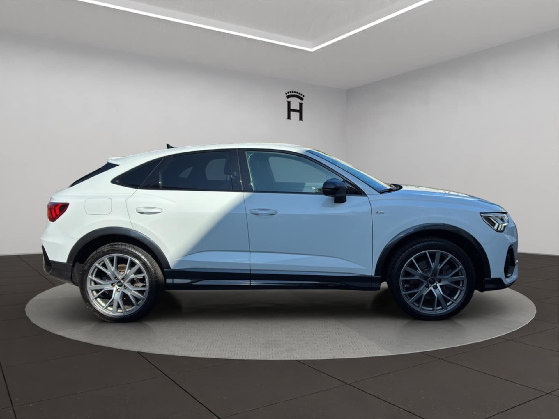 Audi Q3 Sportback S line