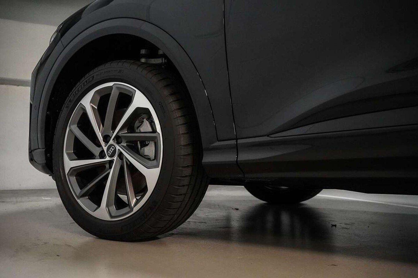 Image about Audi Q5 Sportback TDI quattro 150 kW