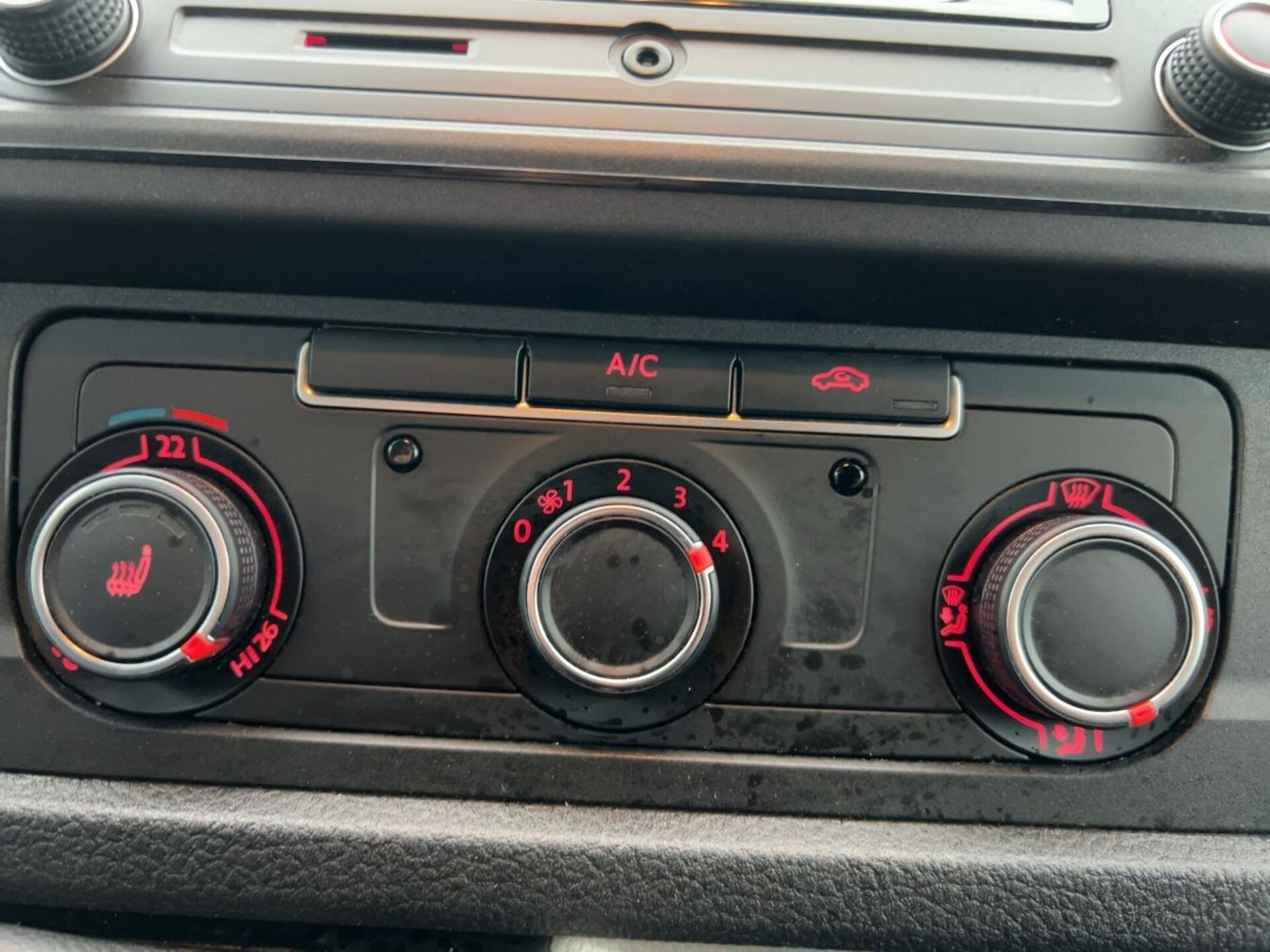 Volkswagen T6 Transporter Kasten kurzer Radstand