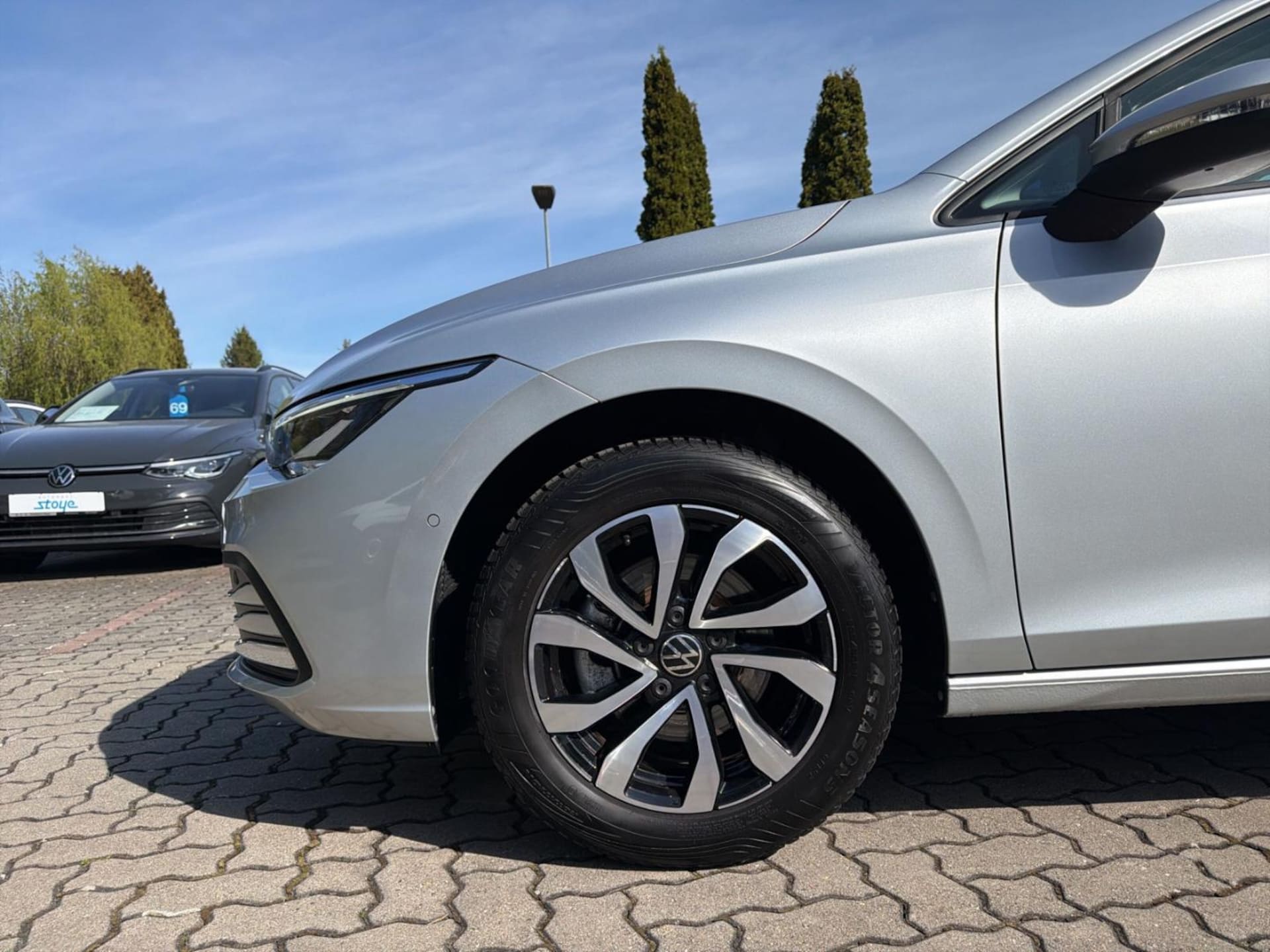 Volkswagen Golf Active