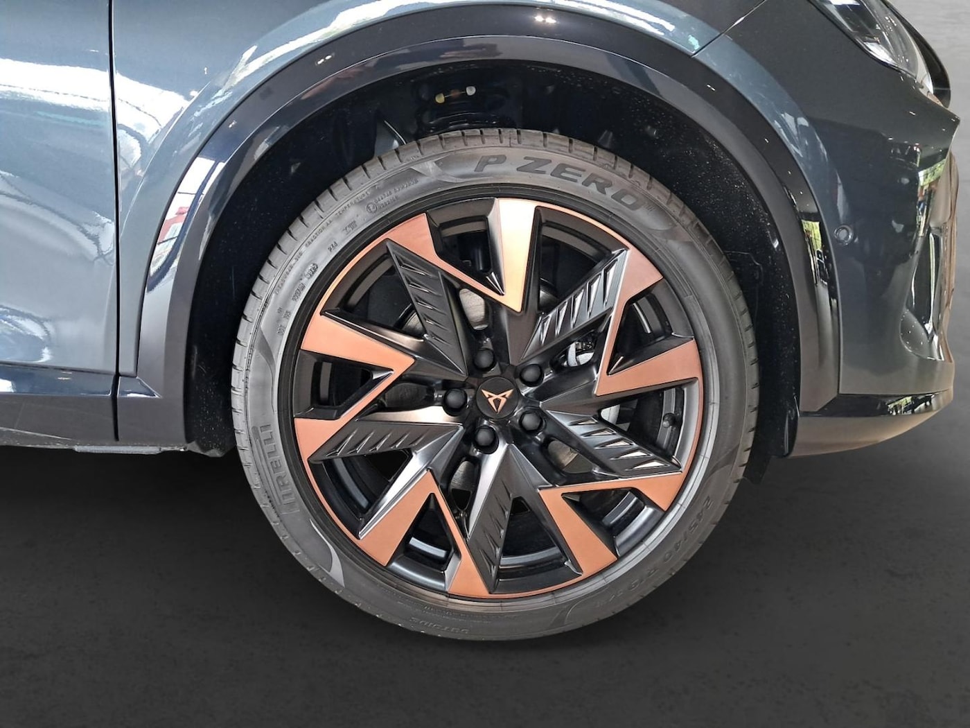 CUPRA Formentor 1.5 TSI e-Hybrid DSG 150 kW (204 CV) — photo 8