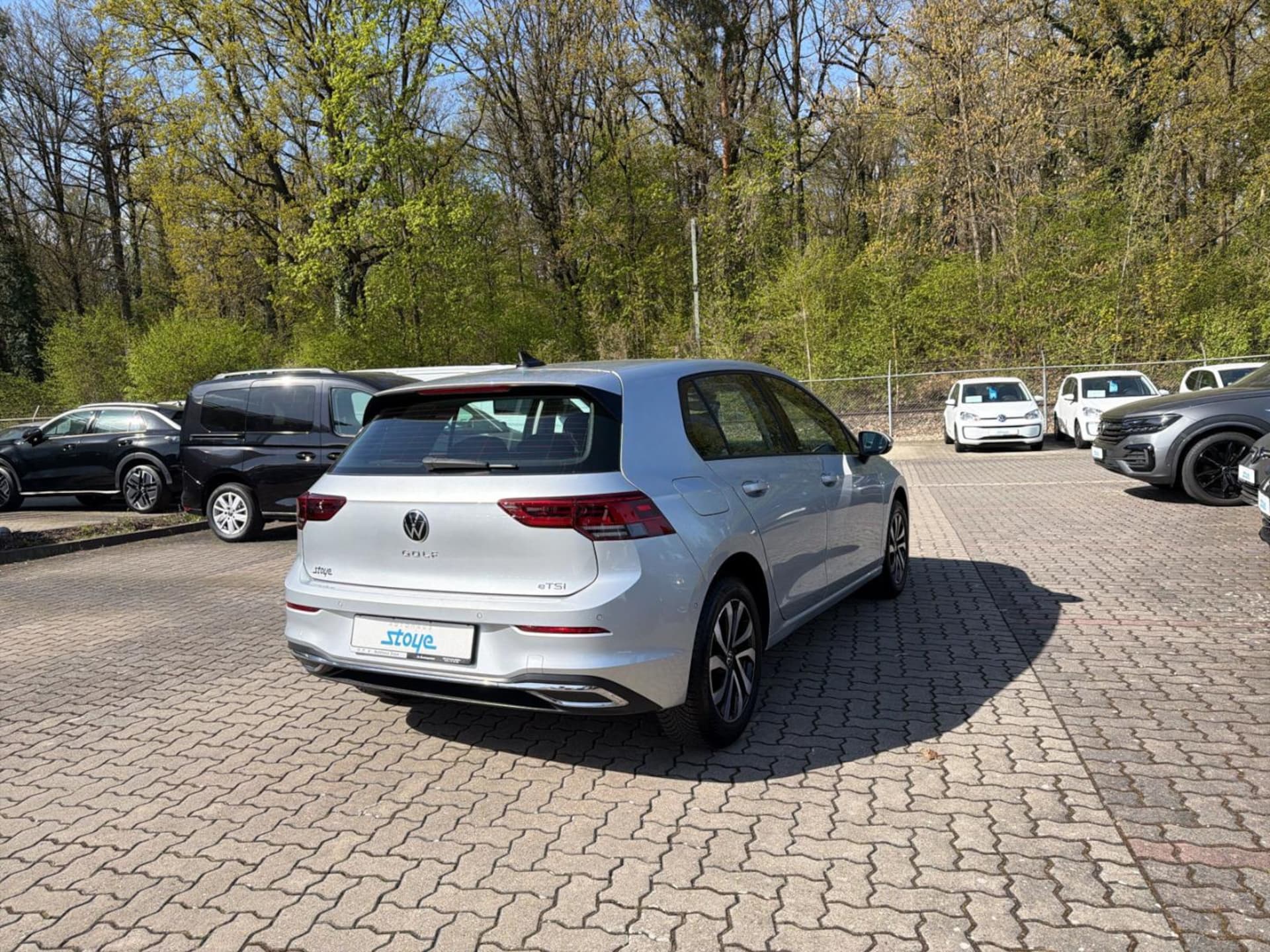 Volkswagen Golf Active