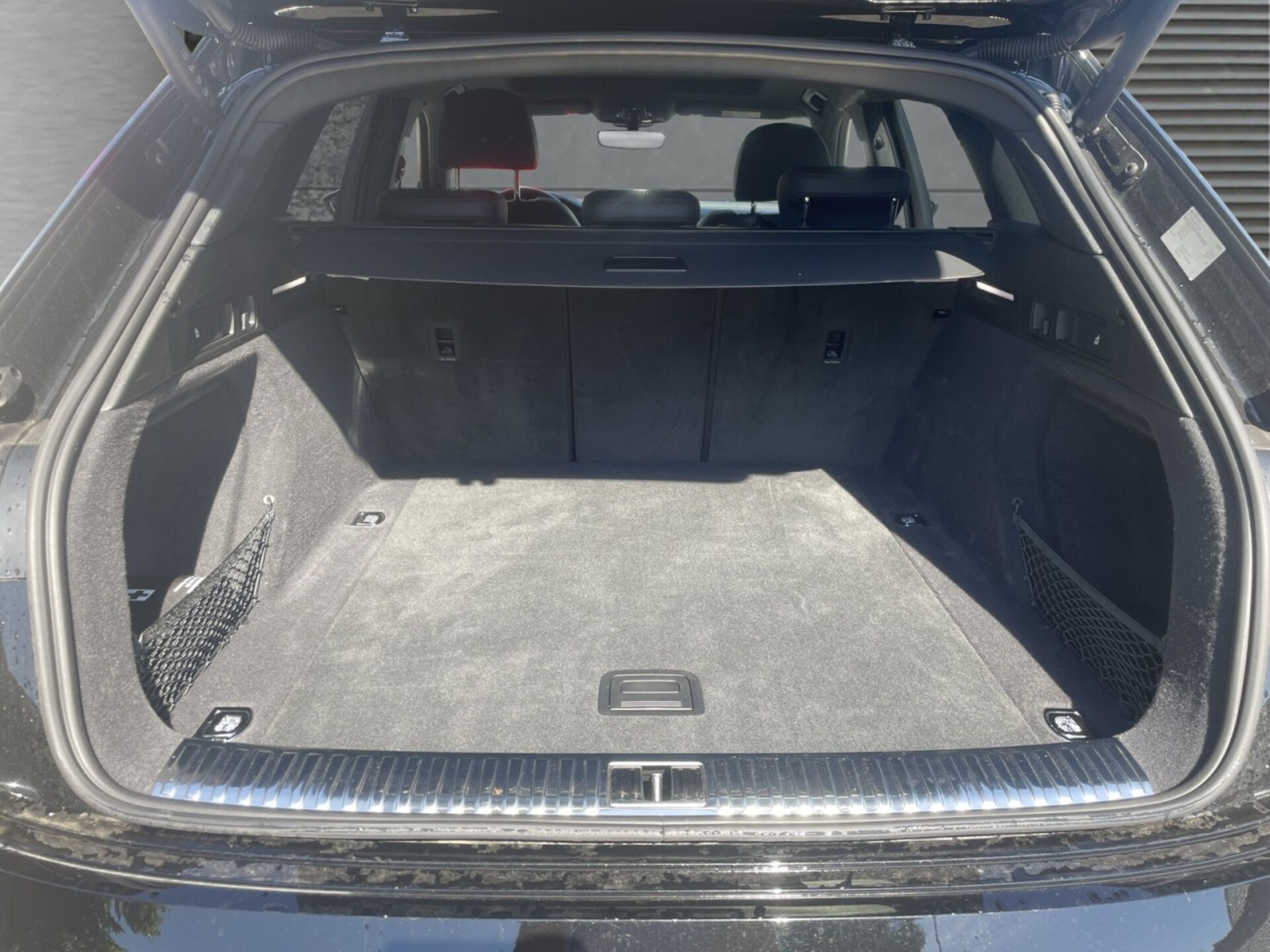Audi Q8 e-tron S line