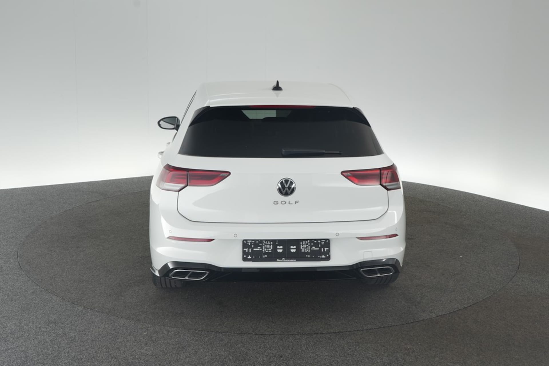 Volkswagen Golf R-Line
