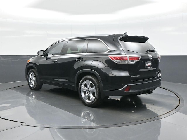 2016 Toyota Highlander