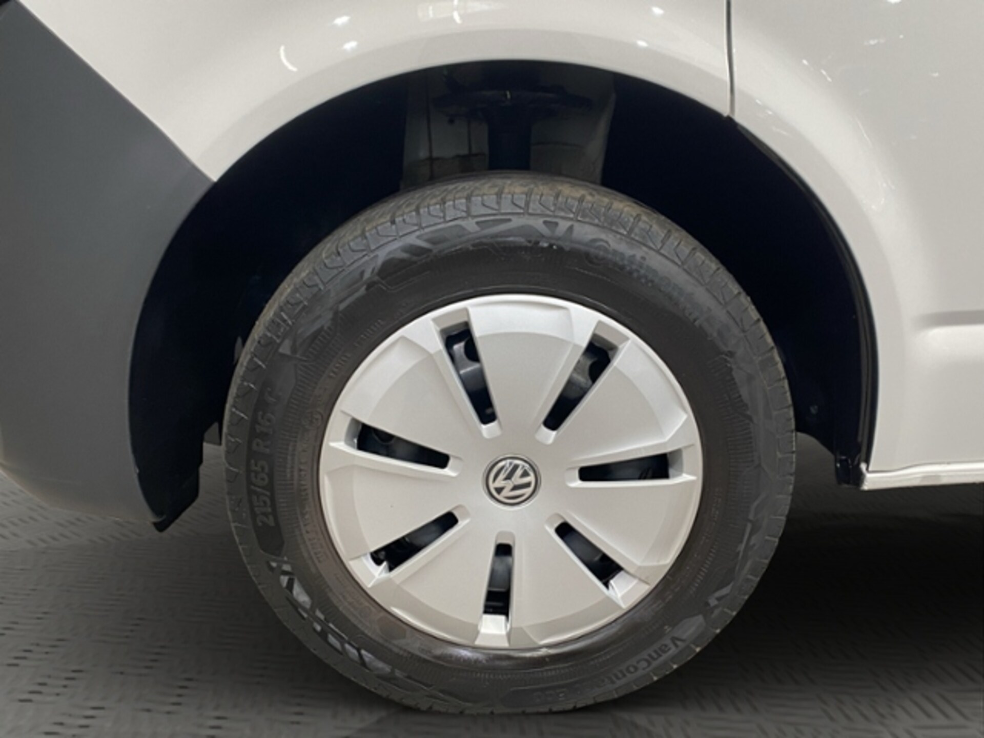 Volkswagen T6.1 Transporter Kombi kurzer Radstand