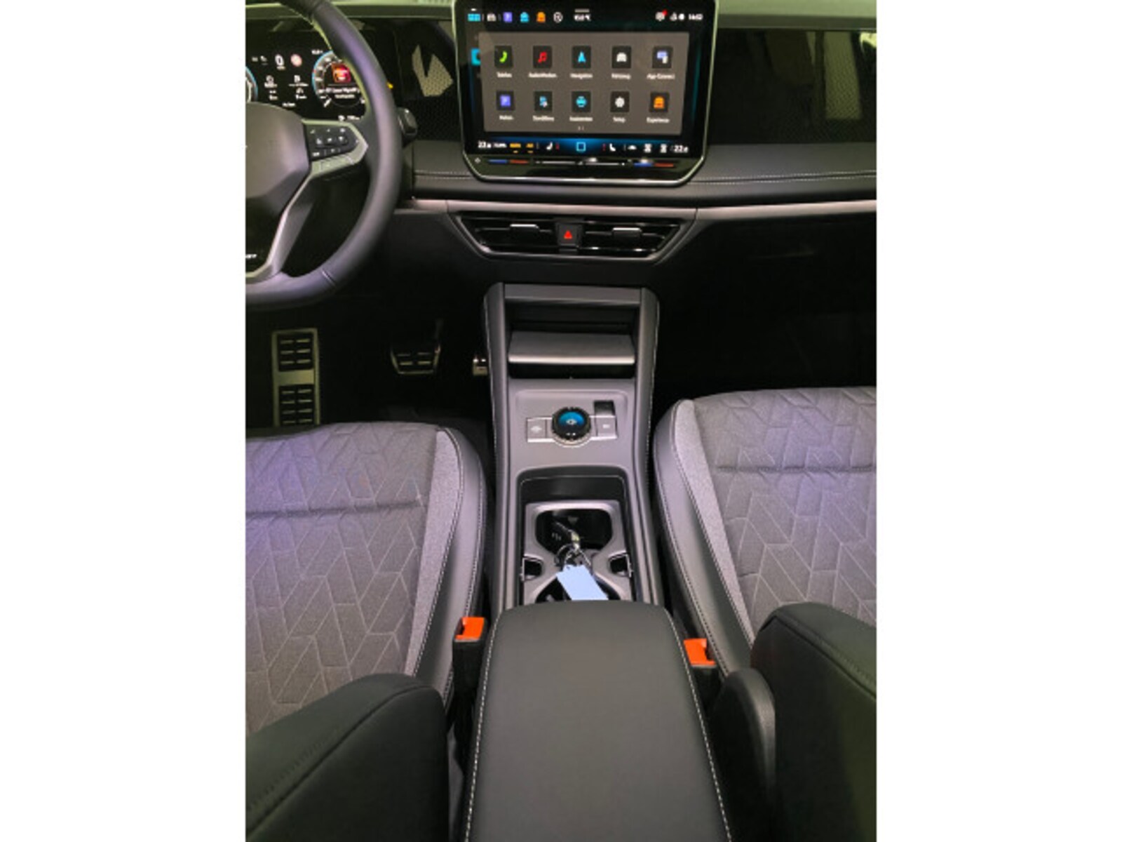 Volkswagen Tiguan – Bild 11
