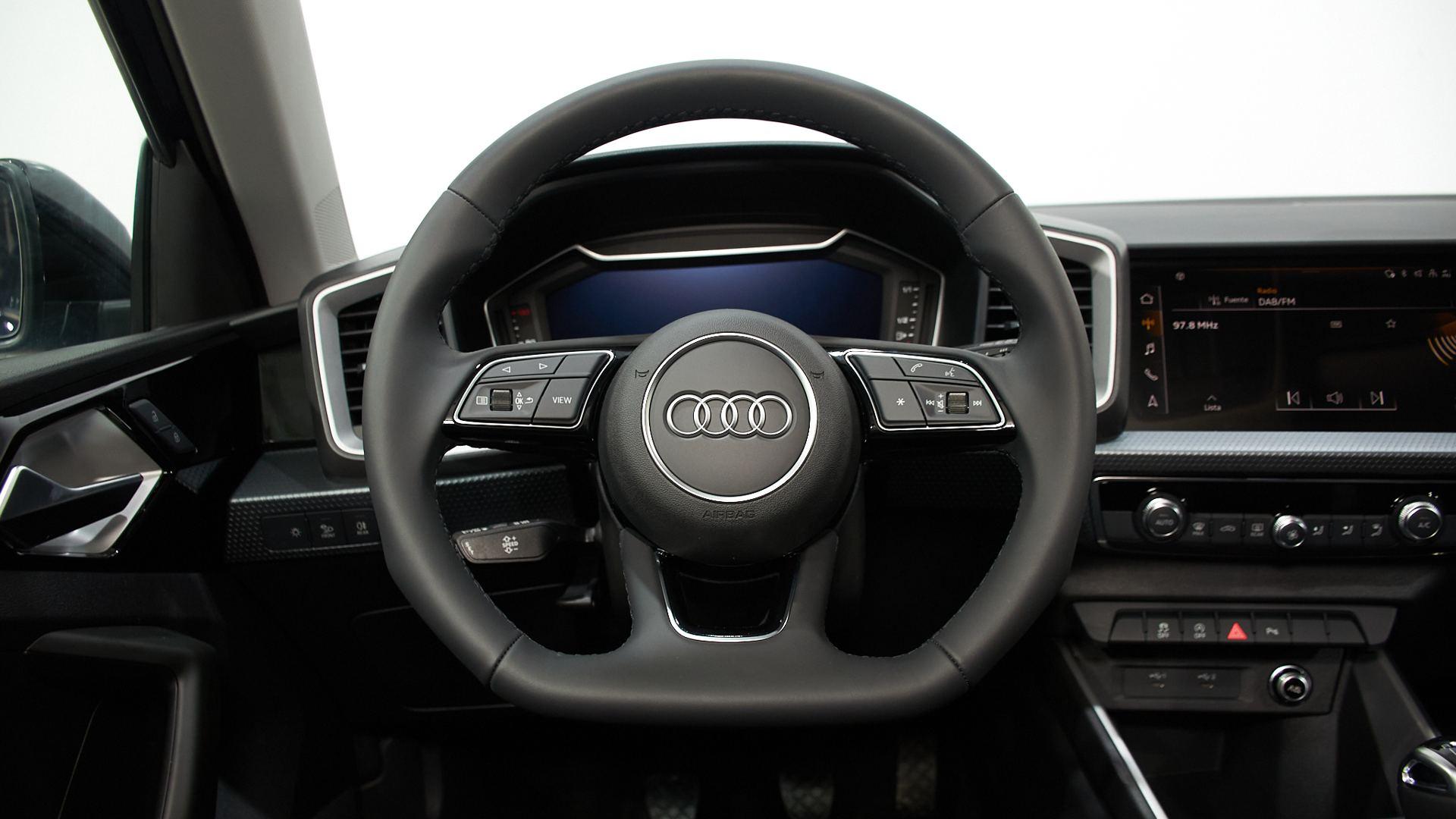 Image about Audi A1 Sportback Adrenalin edition 25 TFSI 70 kW (95 CV) 5 vel.