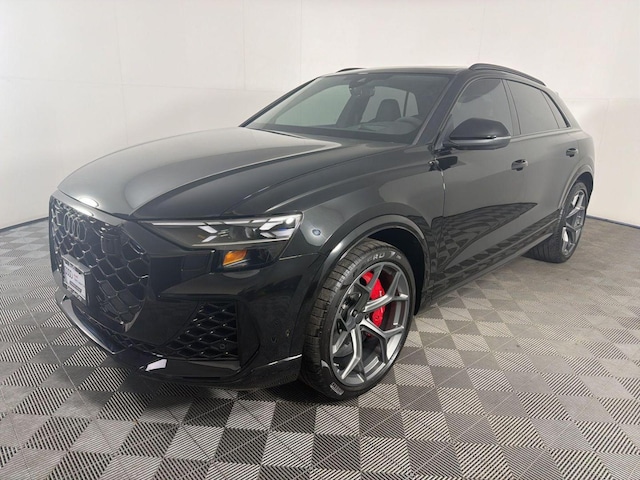 2026 Audi RS Q8 SUV performance