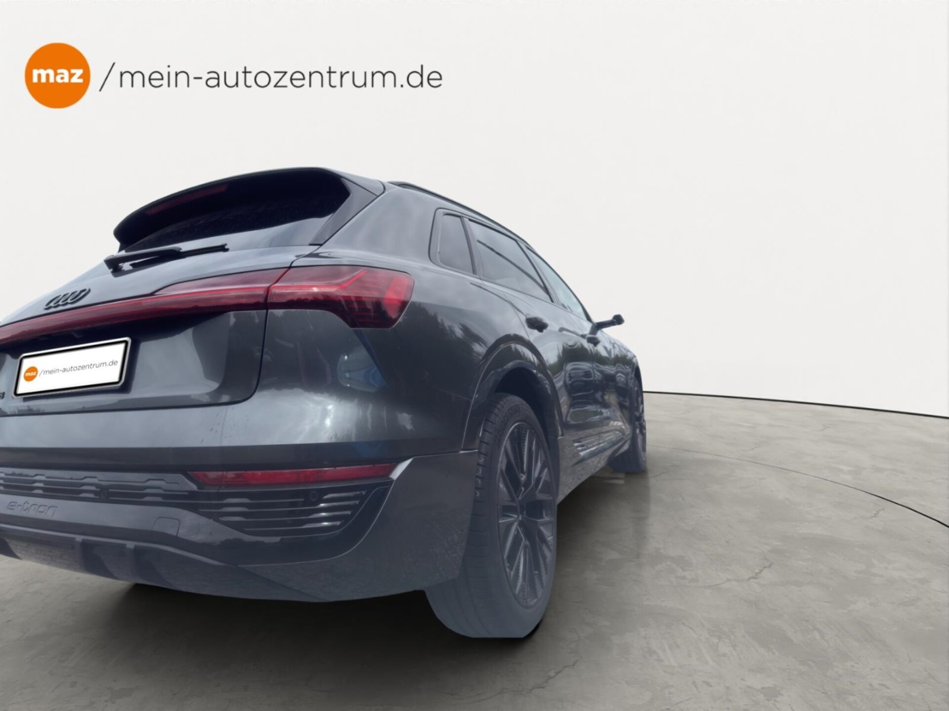 Audi Q8 e-tron S line