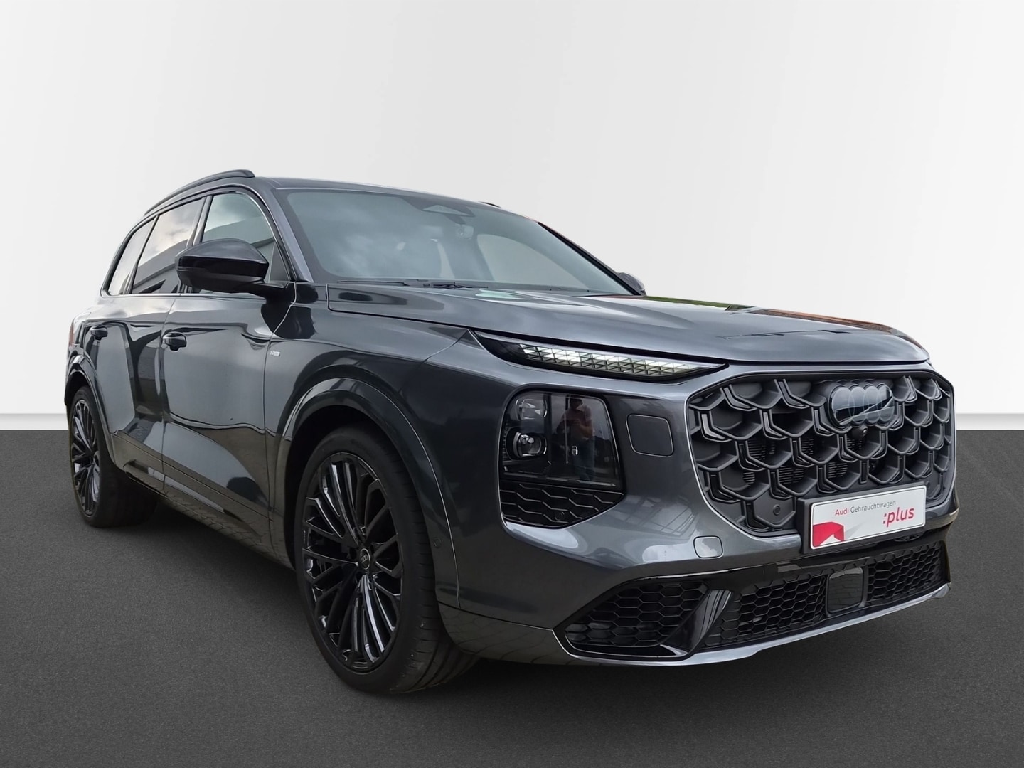 Bild über Audi Q7 SUV TDI quattro 220 kW tiptronic - für weitere Informationen kontaktieren Sie den Audi Partner